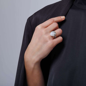 Classic silver ring